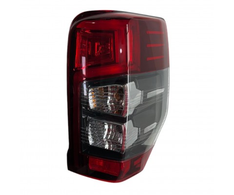 Mitsubishi L200 Stop 2019-2021 Sağ  (Ledli  / Duylu)A-kalite ,UNİ-44-1201-RH